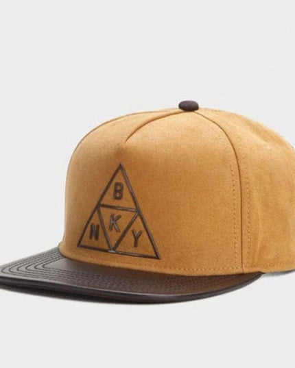 TALKLESSFASHION Brown triangle Suede cartoon bear, popular foreign trade, cross-border e-commerce, wholesale supply, baseball cap, outdoor sports, cycling, flat-brimmed hat