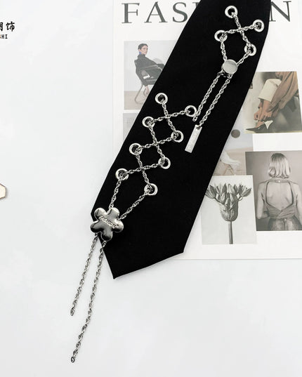 TALKLESSFASHION Double row chain petal tie Le Chao ornament  black tie