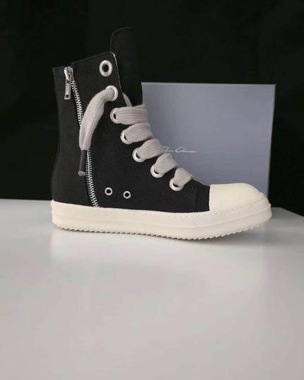 TALKLESSFASHION Europe Station Platform Shoes 2023 New High Top Shoes Men's Canvas Platform Pentagram Couple Shoes Casual Booties Women