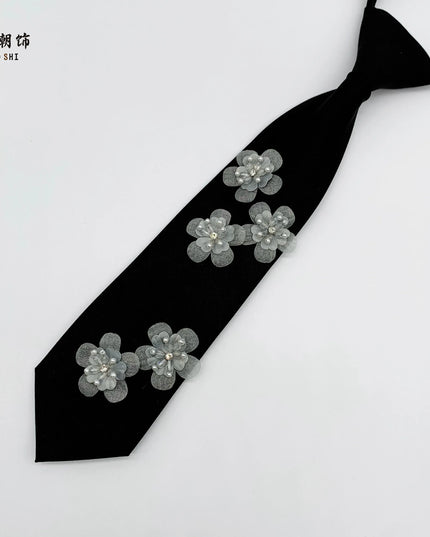 TALKLESSFASHION High-grade grey six-grain crystal flower Le Chao crystal petal tie