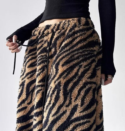 TALKLESSFASHION Korean retro lazy leopard print warmth can be worn inside and outside, wide-leg sweatpants, women's winter casual jazz dance scimitar pants