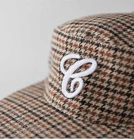 TALKLESSFASHION Korean version of niche retro leopard print flat top flat brim hat for men and women, fashion trend, cool and handsome, sweet and spicy, casual and versatile
