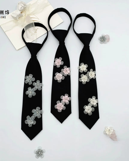 TALKLESSFASHION Le Chao crystal petal tie