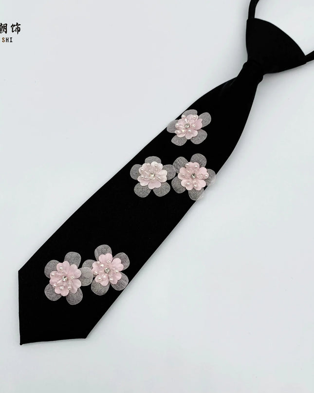 TALKLESSFASHION Le Chao crystal petal tie