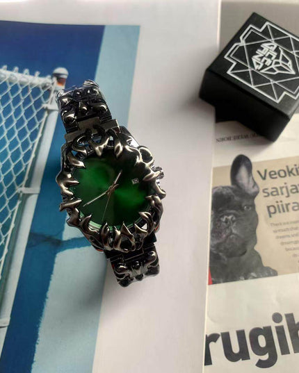 TALKLESSFASHION Millennial special-shaped watches, mid-vintage, European and American style, high-end personality, creativity, niche design, carved tide men's watches