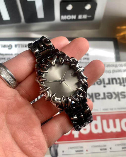 TALKLESSFASHION Millennial special-shaped watches, mid-vintage, European and American style, high-end personality, creativity, niche design, carved tide men's watches