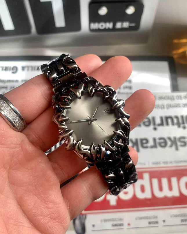 TALKLESSFASHION Millennial special-shaped watches, mid-vintage, European and American style, high-end personality, creativity, niche design, carved tide men's watches