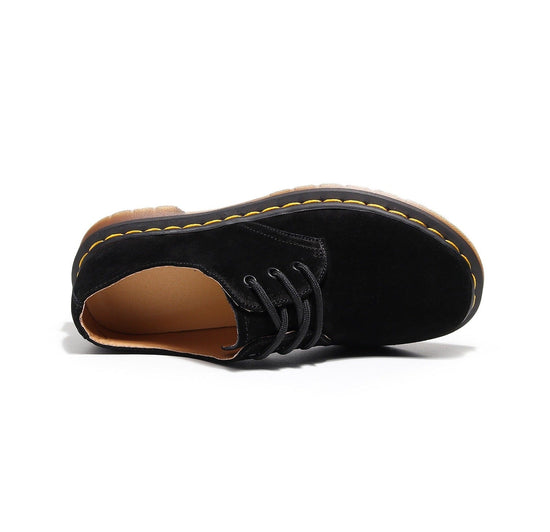 Velvet British Shoe