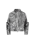 S / The top is silver