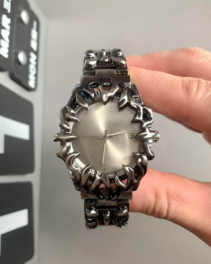 TALKLESSFASHION Silver black and white Millennial special-shaped watches, mid-vintage, European and American style, high-end personality, creativity, niche design, carved tide men's watches