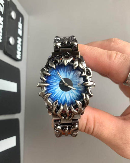 TALKLESSFASHION Silver-black-blue eyes Millennial special-shaped watches, mid-vintage, European and American style, high-end personality, creativity, niche design, carved tide men's watches
