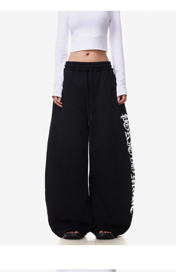Vintage American "Letter Print" Scimitar Sweatpants